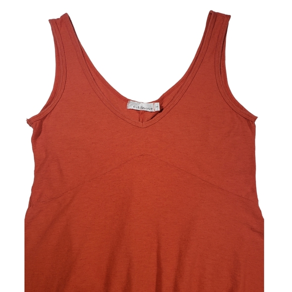 Cut Loose V-Neck Flowy Burnt Orange Tank - Picture 2 of 9